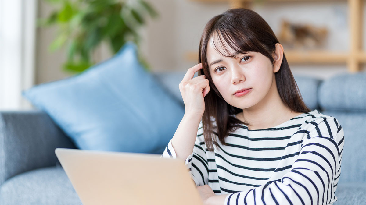 履歴書が手書きじゃないから落とすことってあるの?パソコンとの比較や使い分けのコツを解説